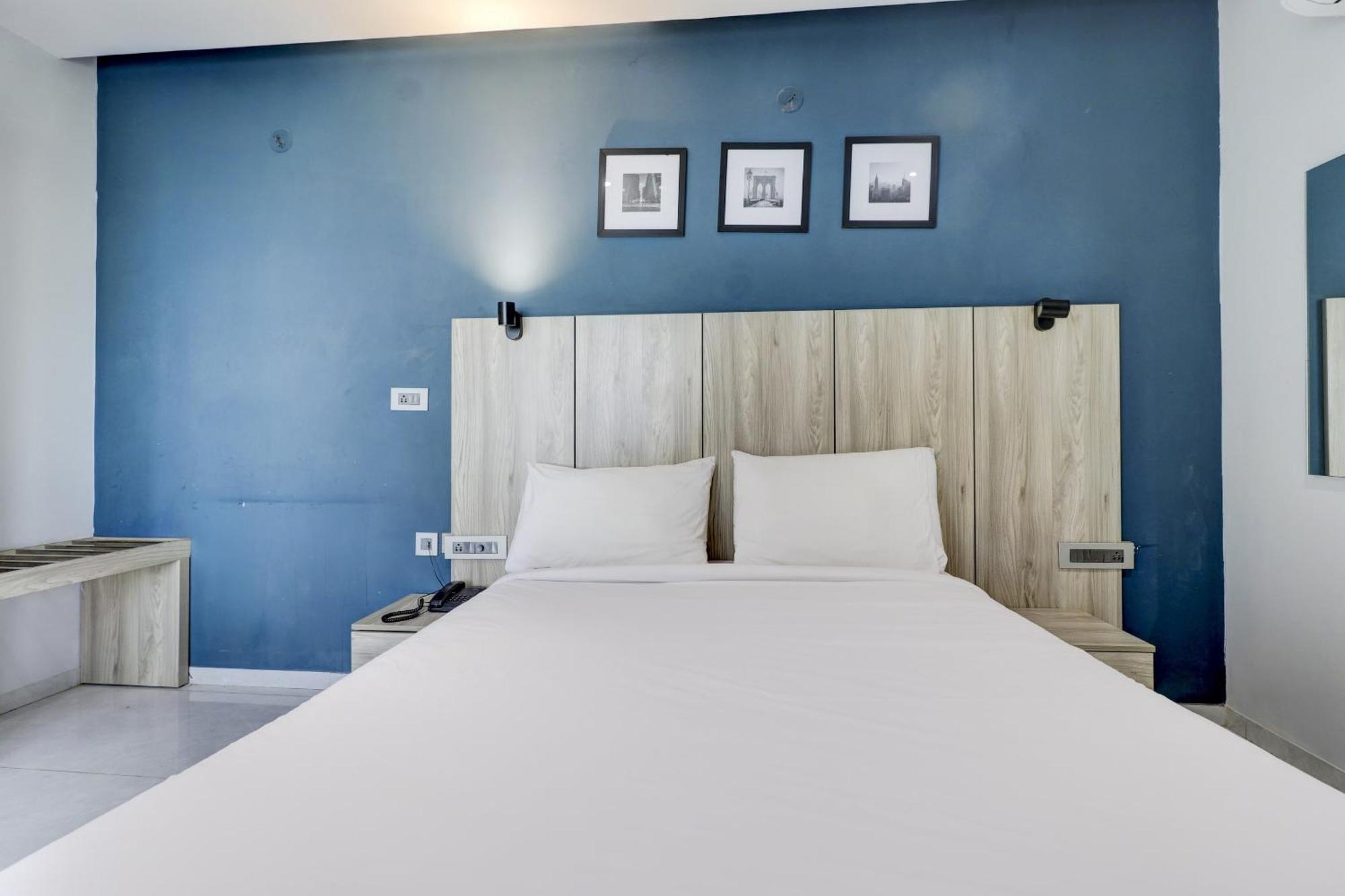 Super Sleek Townhouse Galexia Hotel And Resorts Bangalore Extérieur photo
