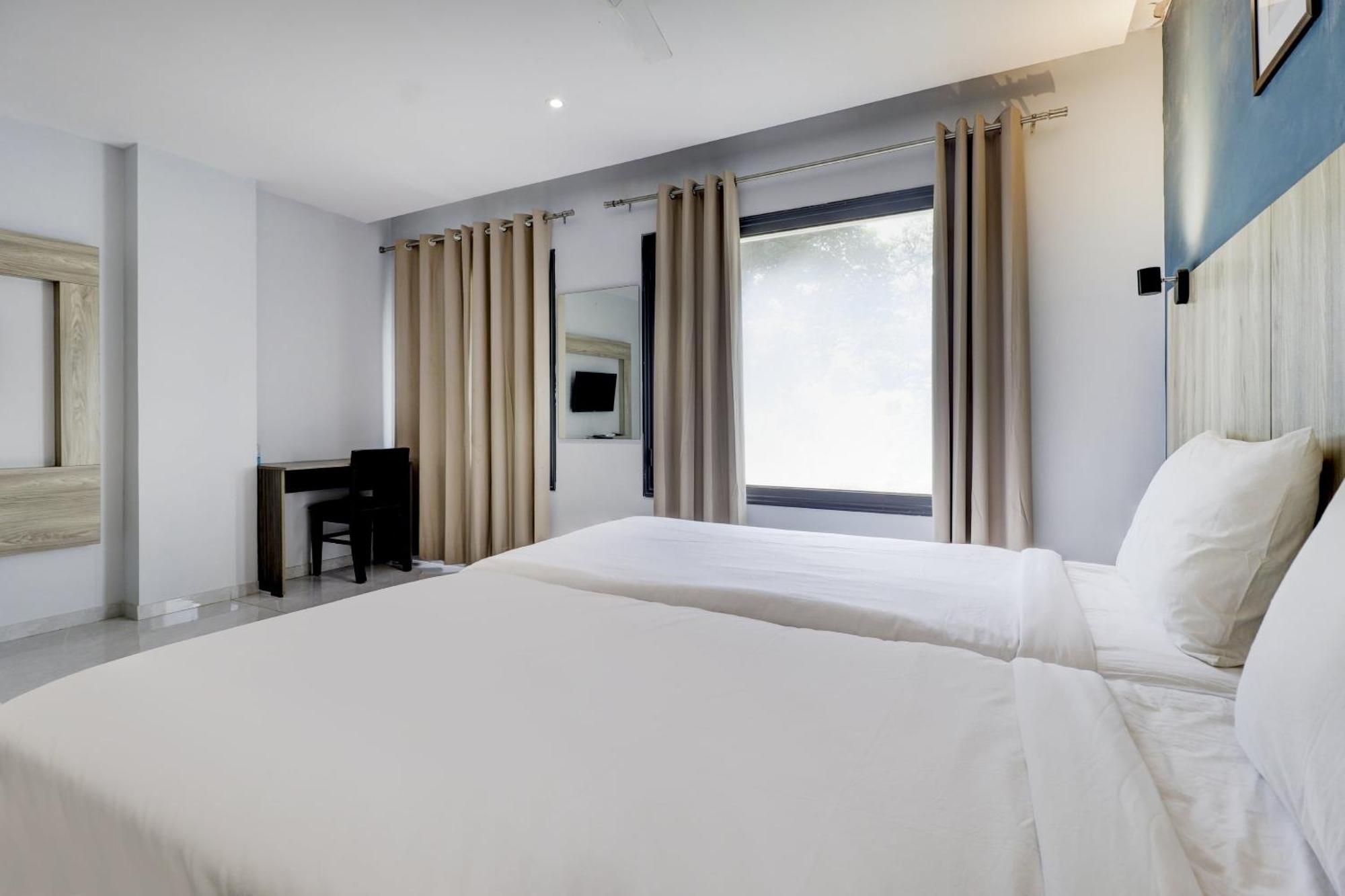 Super Sleek Townhouse Galexia Hotel And Resorts Bangalore Extérieur photo